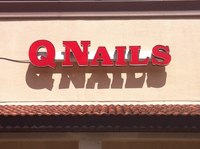 qnails logo