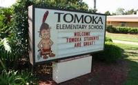 tomoka ele logo